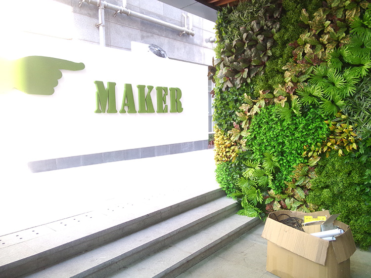 Malaysia Indoor Hotel Decoration Artificial Green Wall 