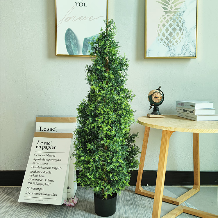 Italian Indoor Christmas Decoration artificial Cypress Tree