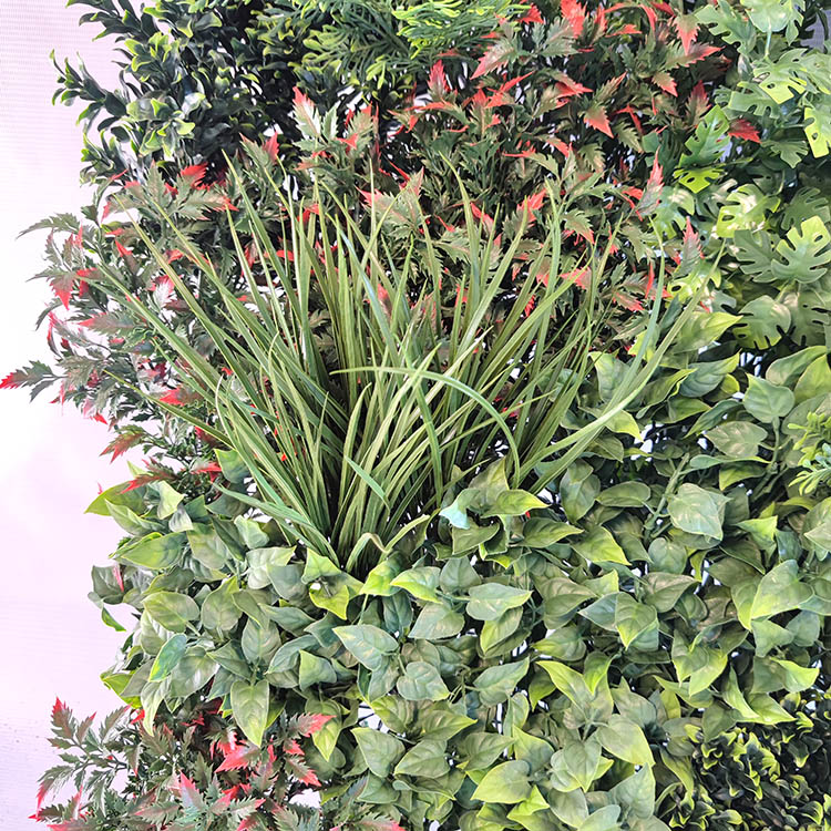 Real Estate Decoration Fireproof And UV Artificial Green Wall 